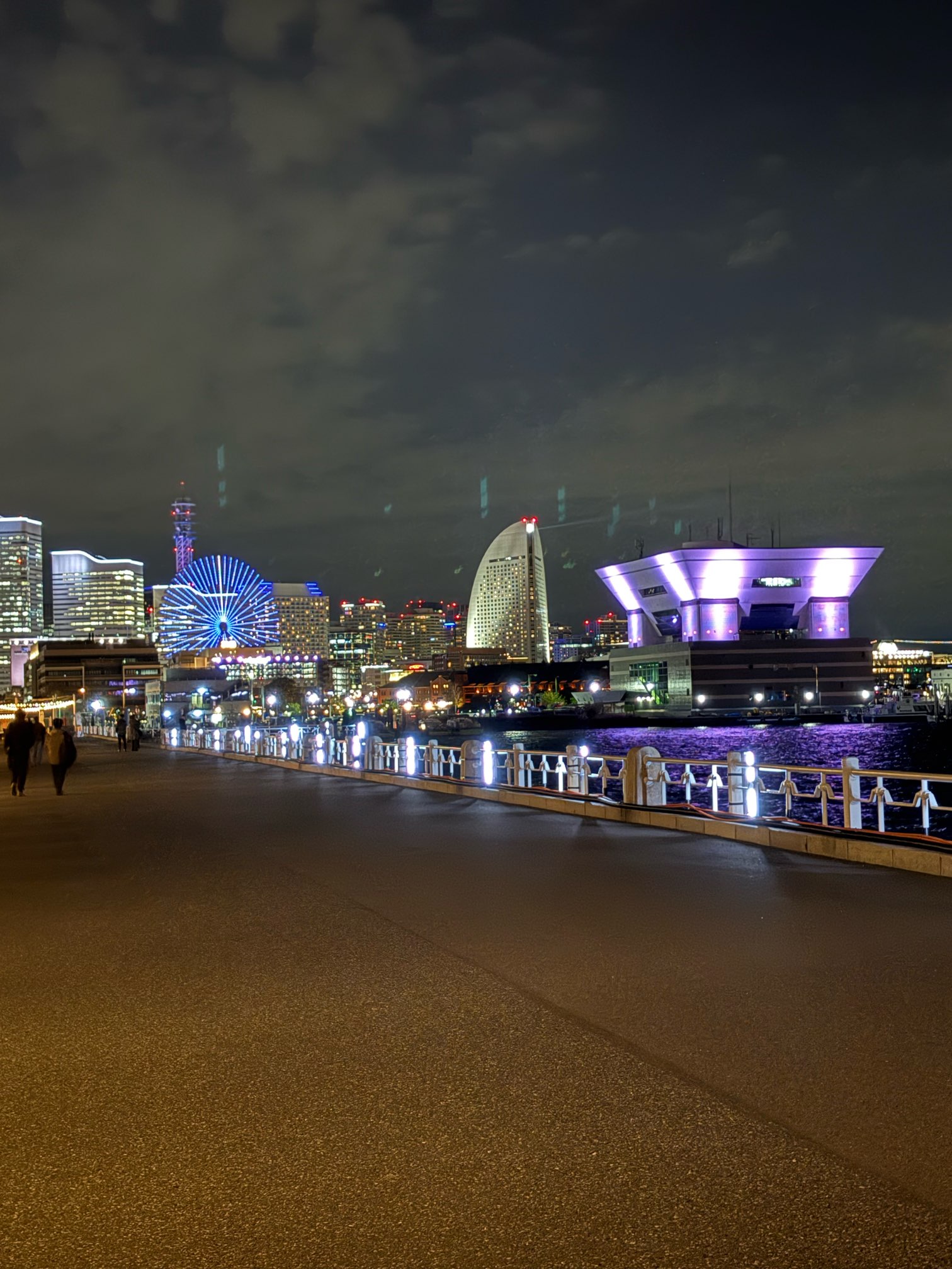 今週金曜までの営業となります